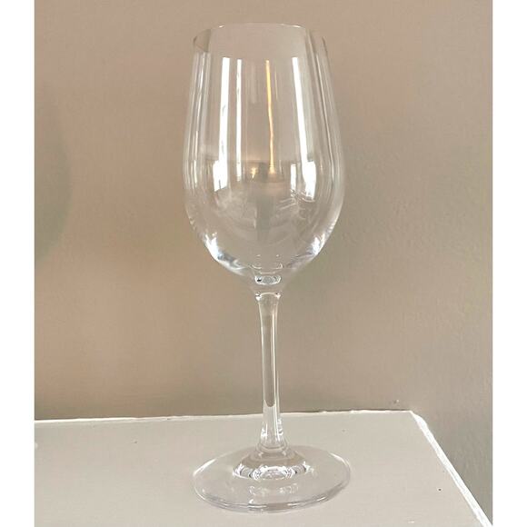 Williams Sonoma Open Kitchen Crystal White Wine Glasses, Set of 4 - Picture 3 of 4